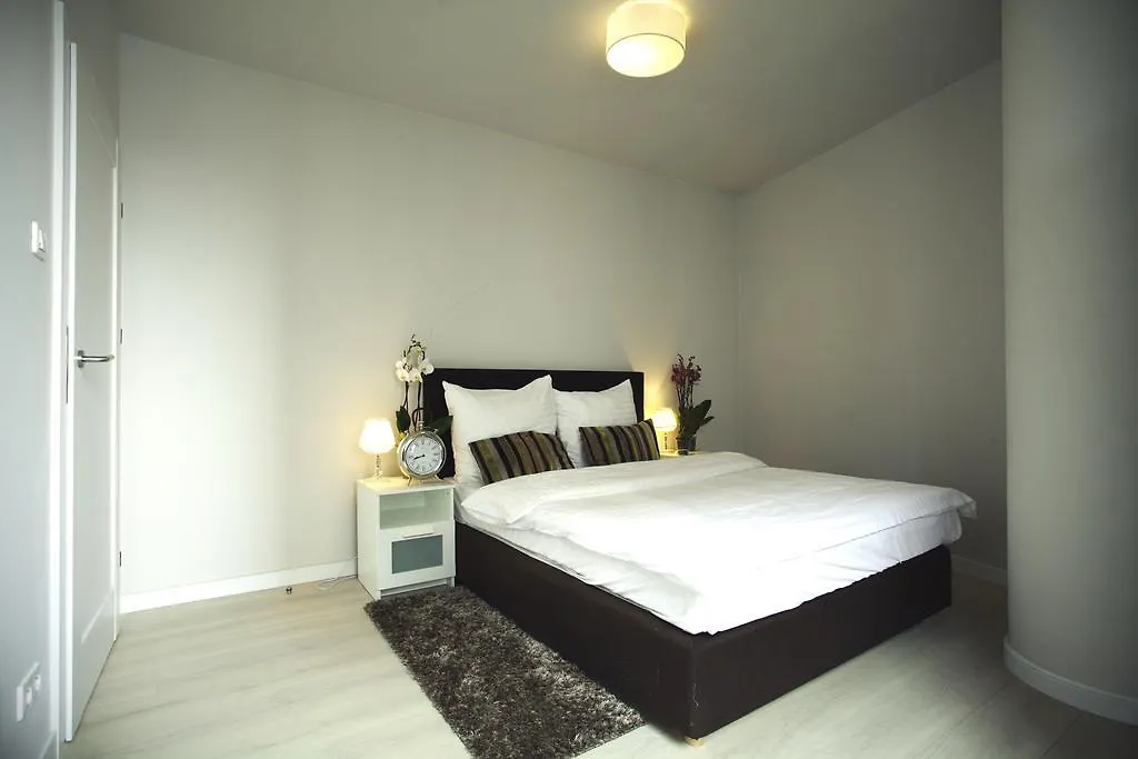Platinum Apartments Warsaw